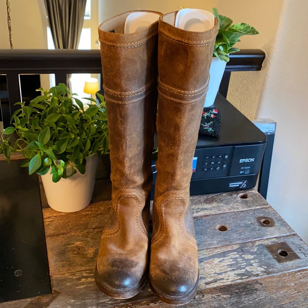 Frye Jane Stitch oiled suede leather boot 7.5